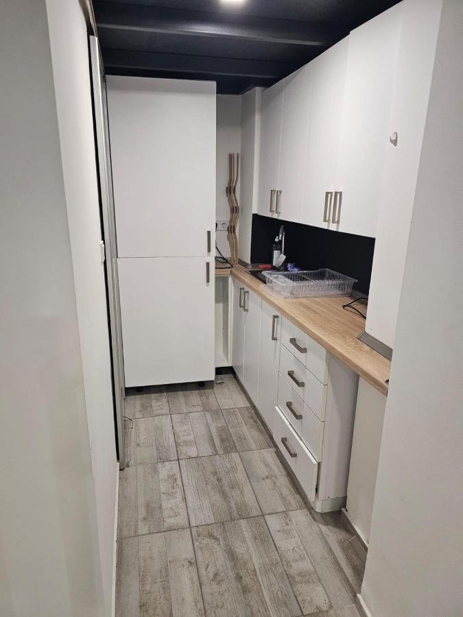 7Dab Apartment Almassy Contactless Self Check-In Budapest Kültér fotó